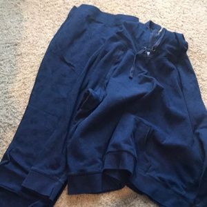 Old navy matching sweatshirt and sweatpants